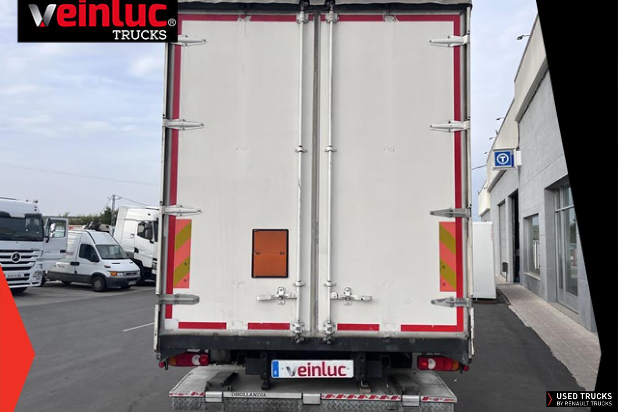 Renault Trucks Premium Distribution 340
