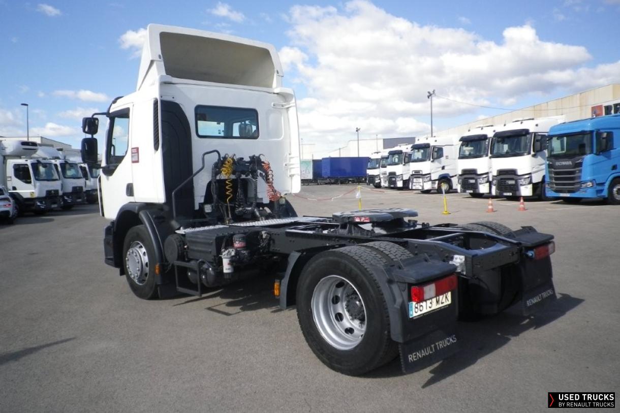 Renault Trucks D Wide 320