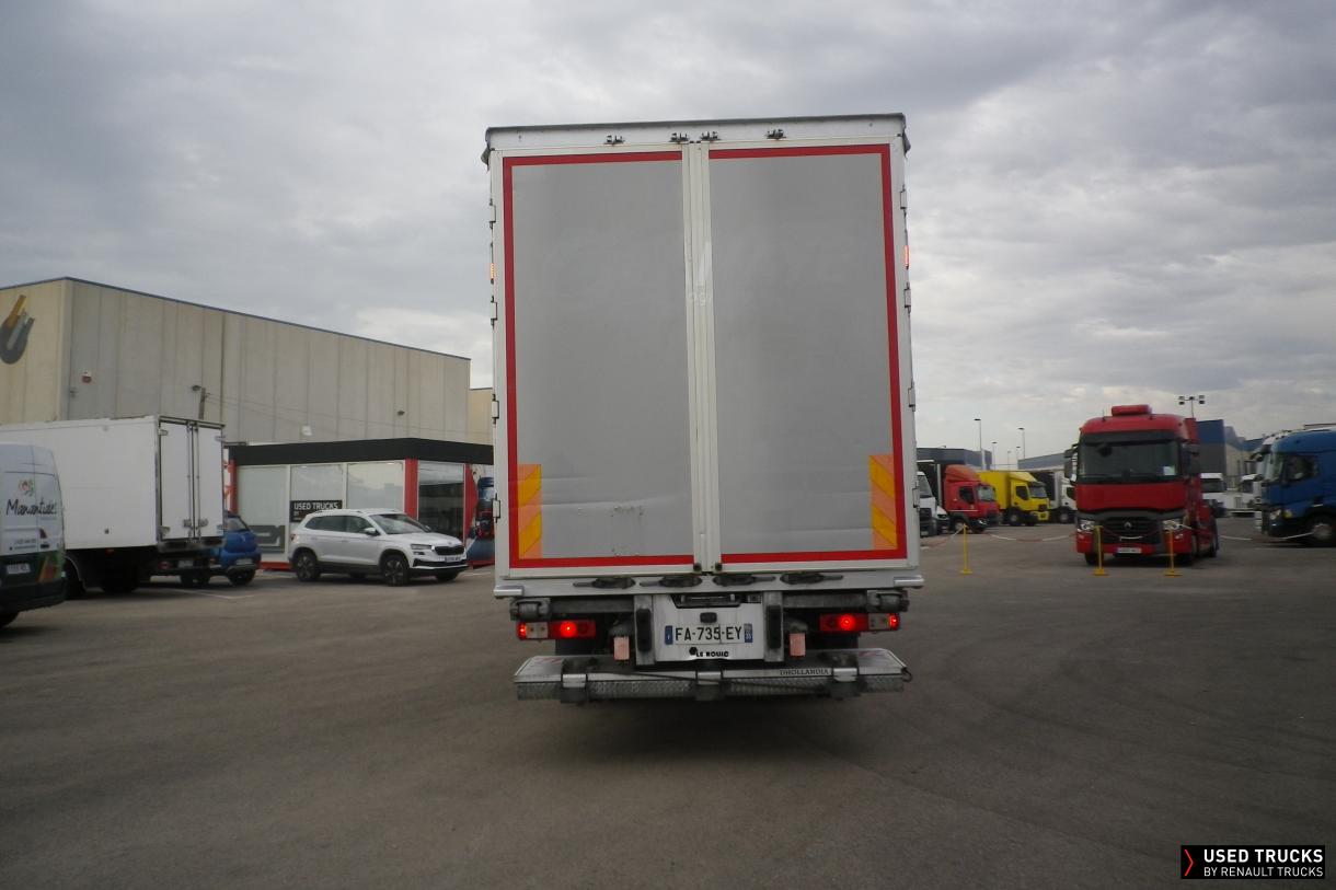 Renault Trucks D Wide 320