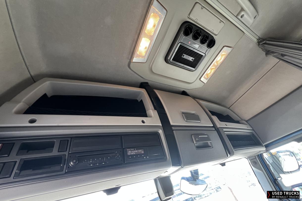 Renault Trucks T 440