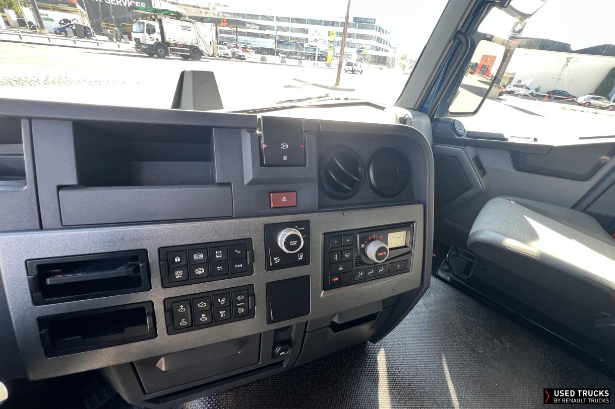 Renault Trucks T 440