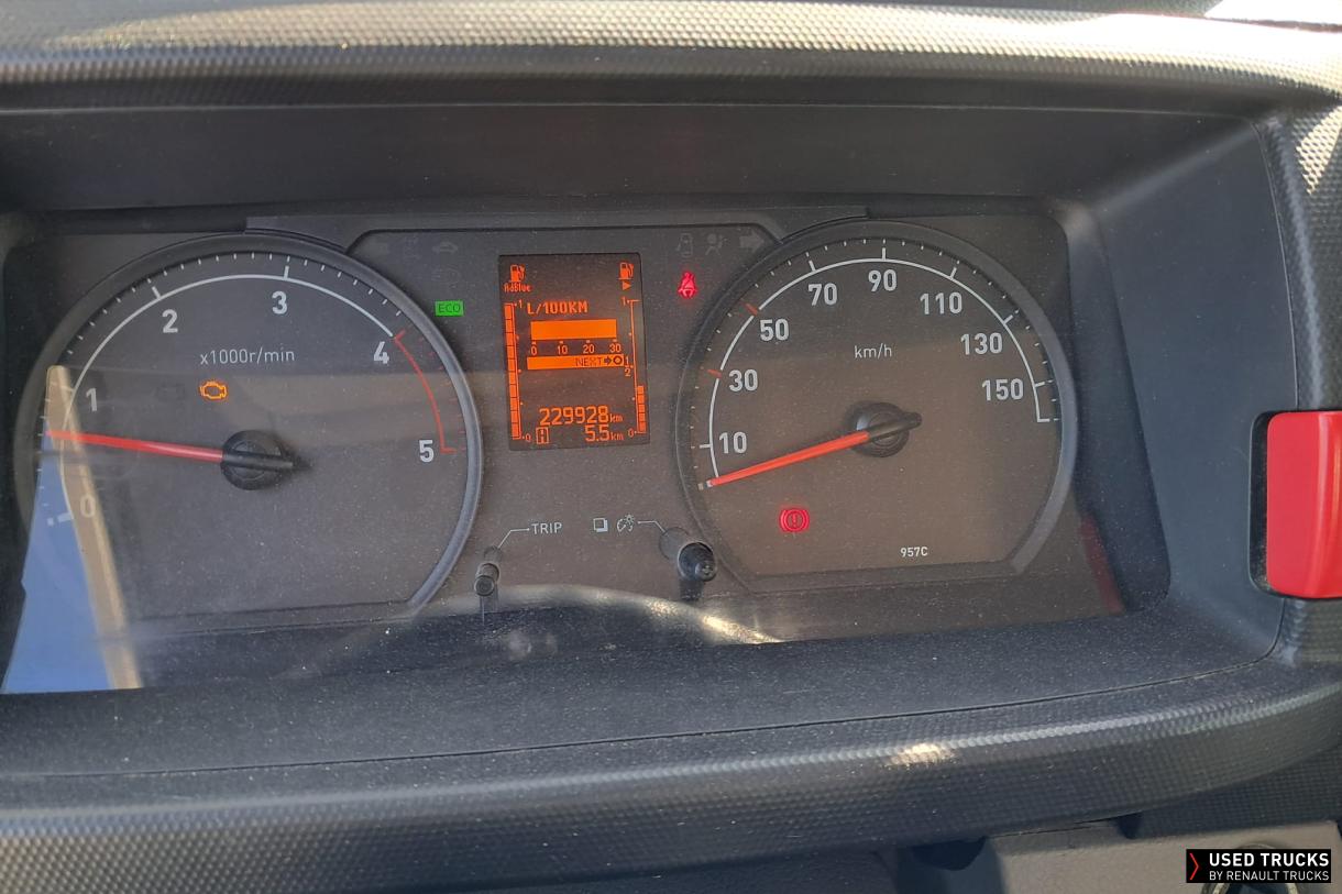 Renault Trucks Maxity 130