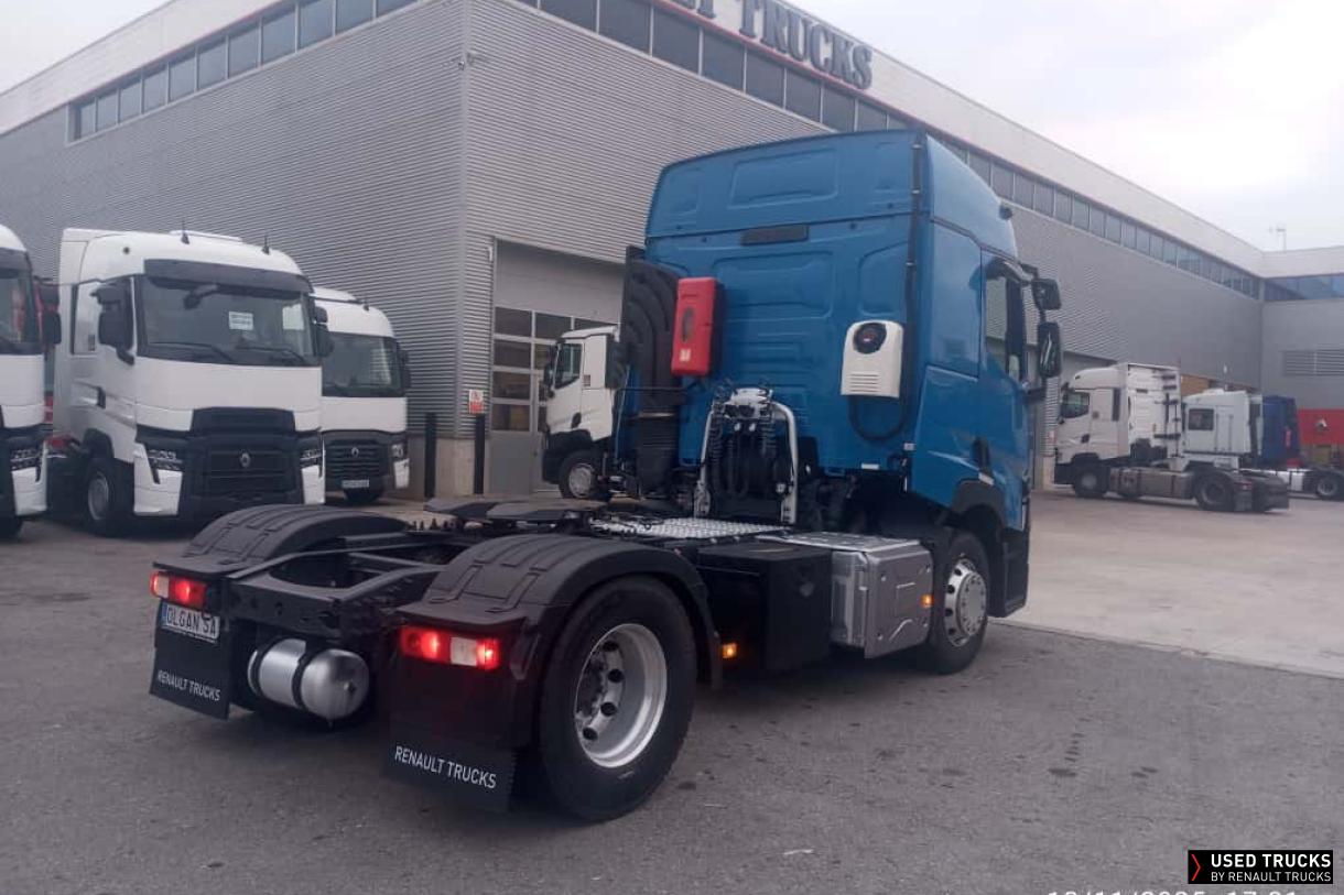 Renault Trucks T 440