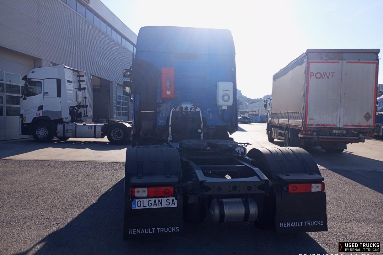 Renault Trucks T 440