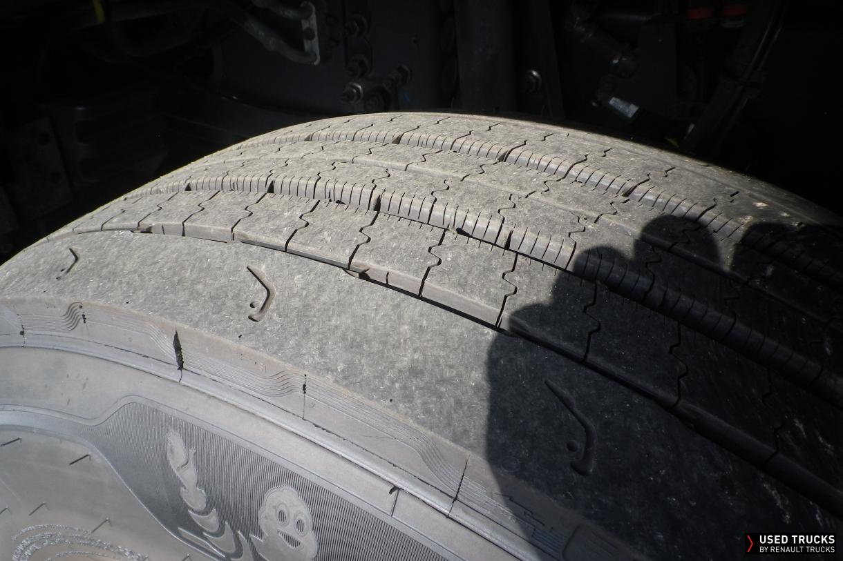 Renault Trucks T 440