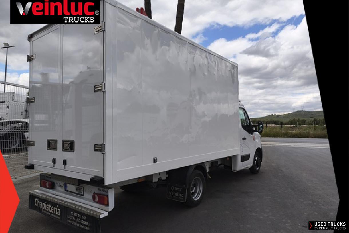 Renault Trucks Master 107