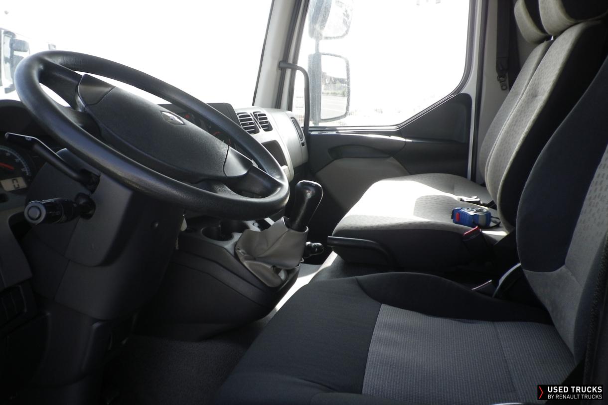 Renault Trucks Midlum 220
