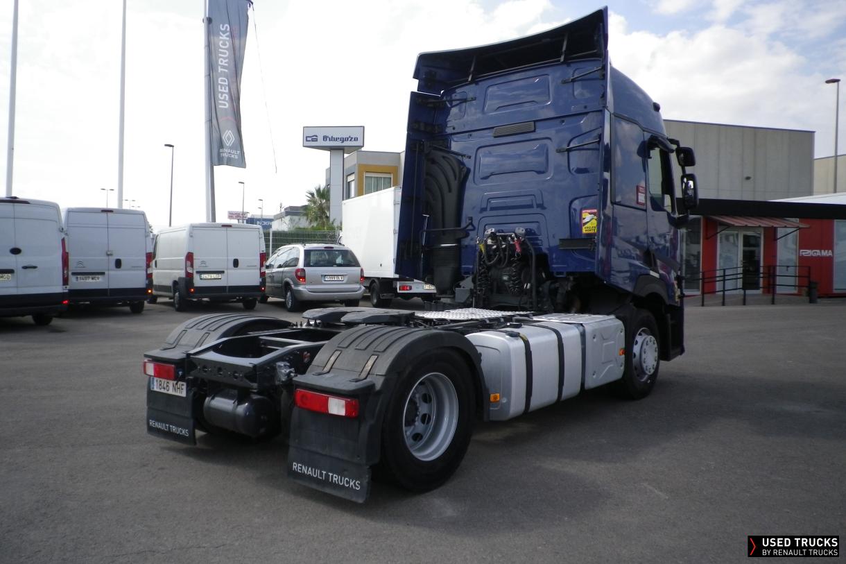 Renault Trucks T 440