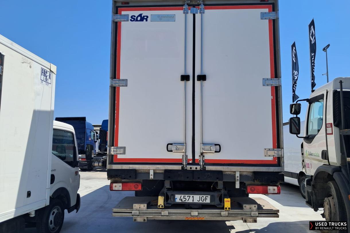 Renault Trucks Premium Distribution 270