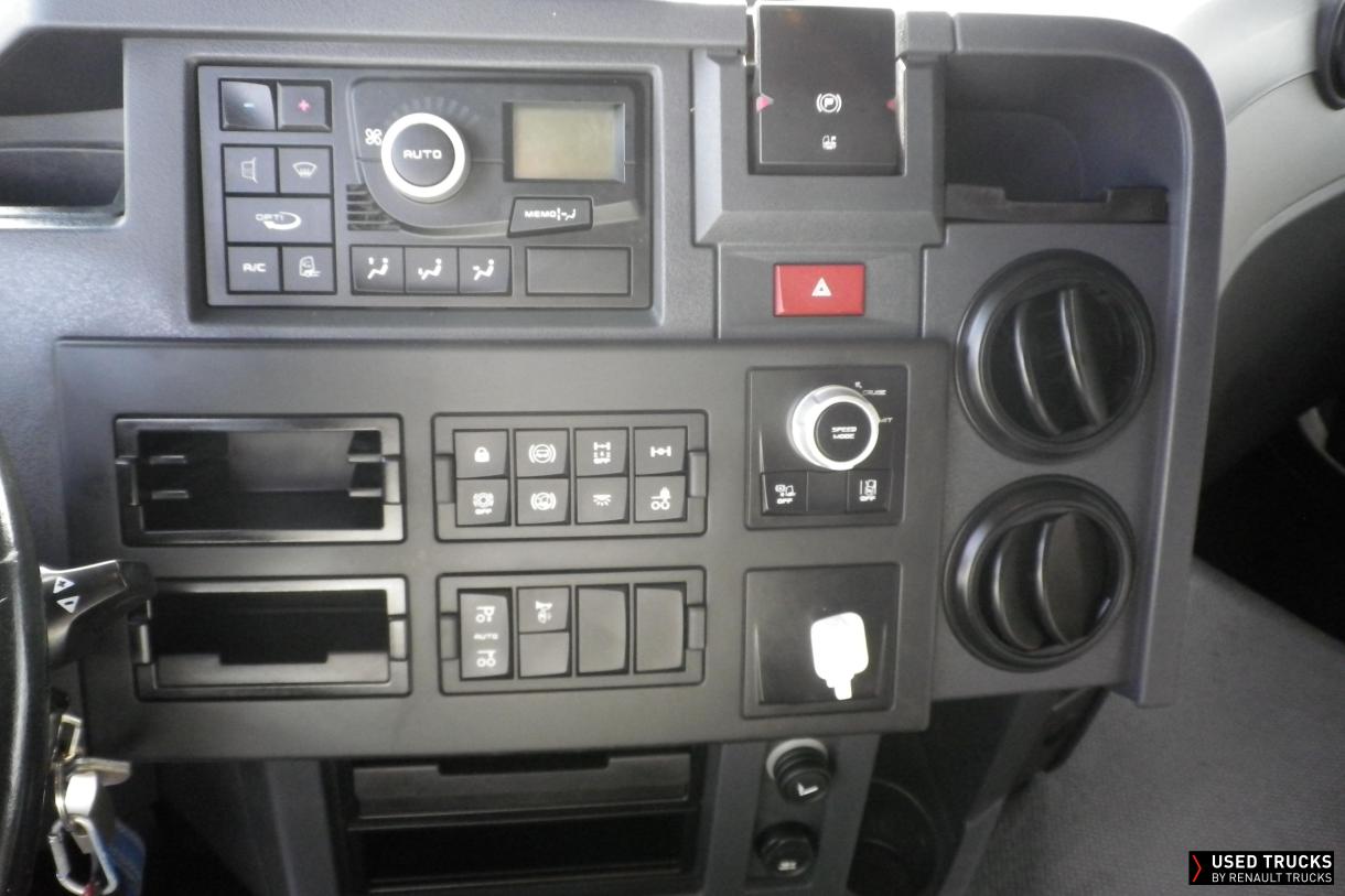 Renault Trucks T 380