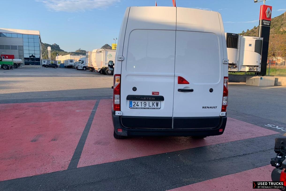 Renault Trucks Master 135
