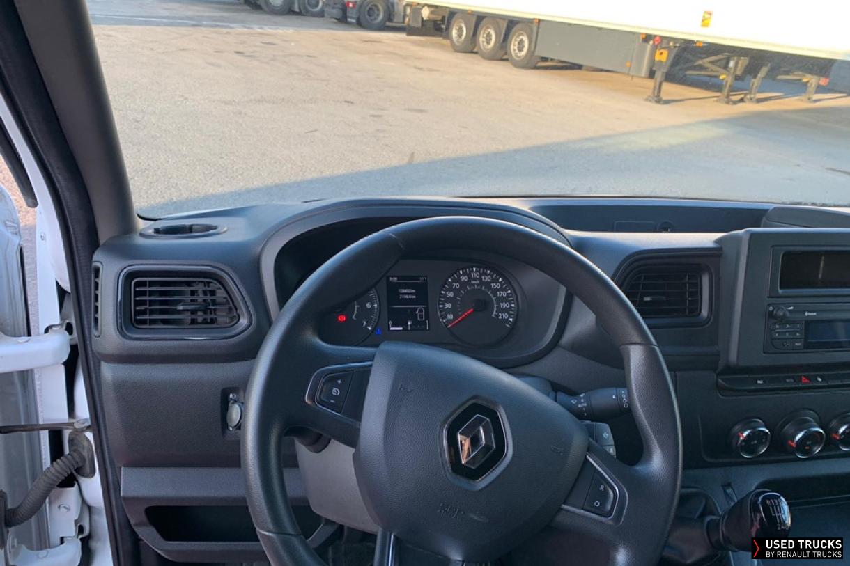 Renault Trucks Master 135