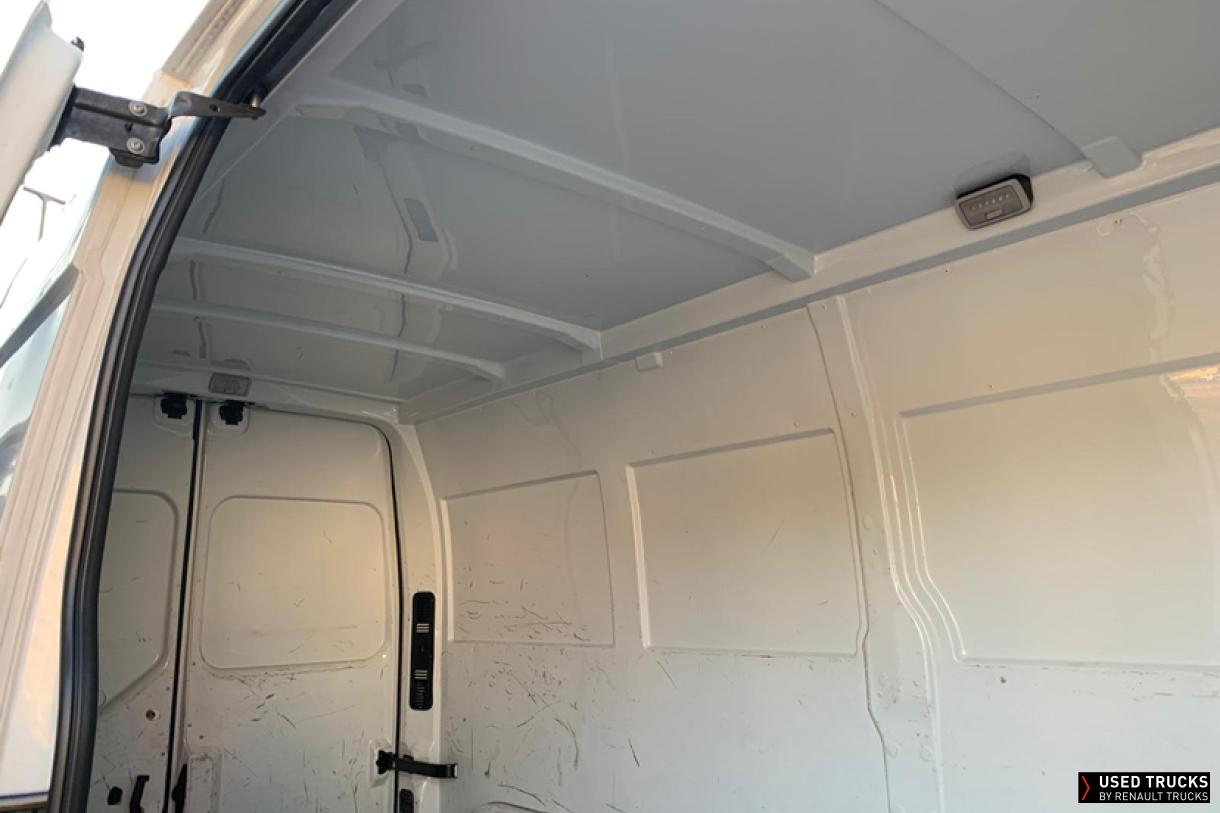 Renault Trucks Master 135