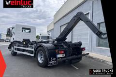 Renault Trucks D
                                          280