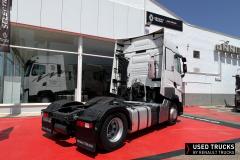 Renault Trucks T High
                                          520