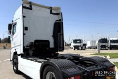 Ford FH
                                          